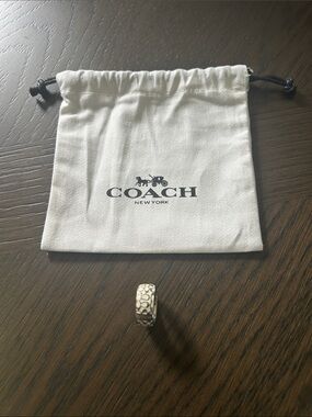 Coach Miranda Enamal Signature C Logo Ring w Coach Dusty EXCELLENT Size 7